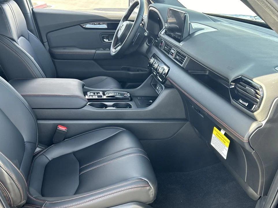 new 2025 Honda Pilot car, priced at $48,974