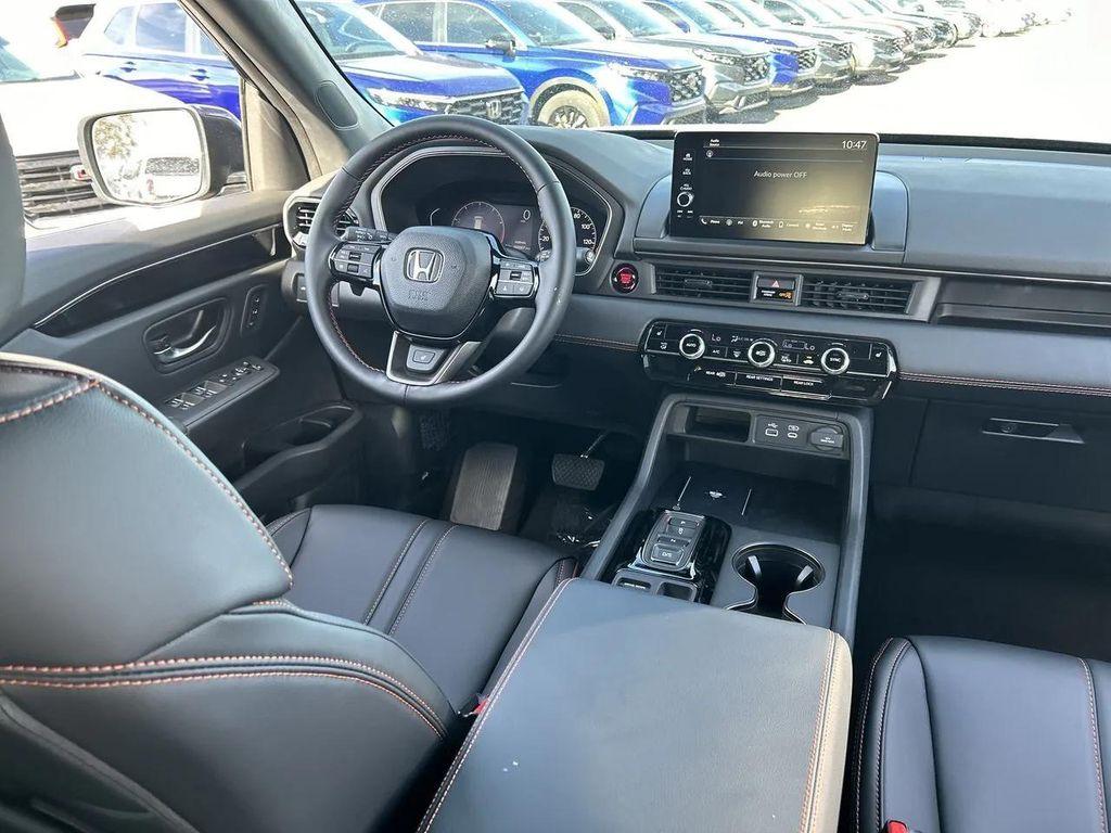 new 2025 Honda Pilot car, priced at $48,974