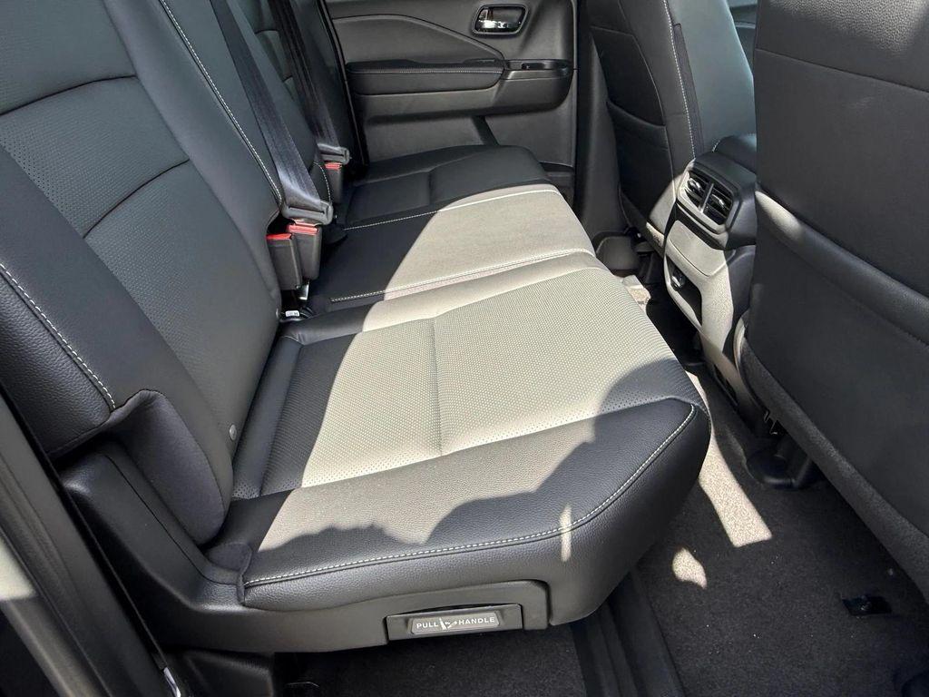 new 2025 Honda Ridgeline car, priced at $42,357