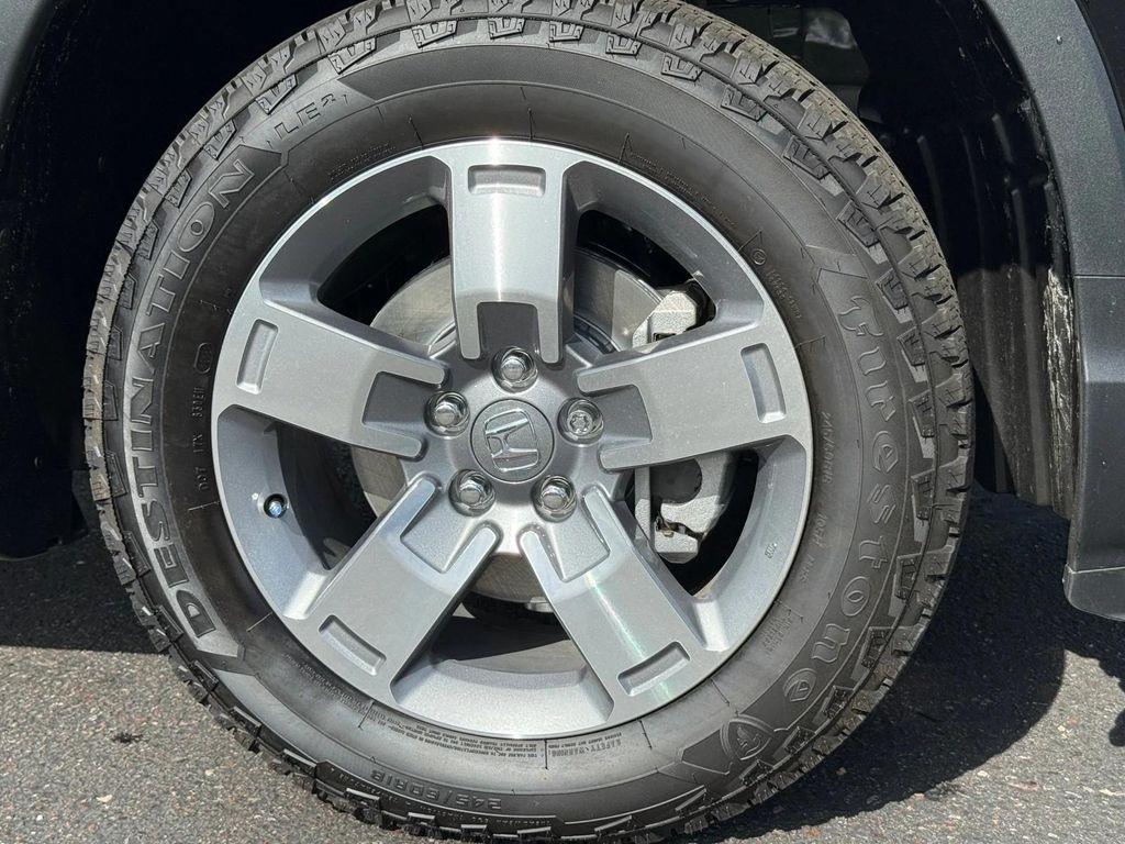new 2025 Honda Ridgeline car, priced at $42,357