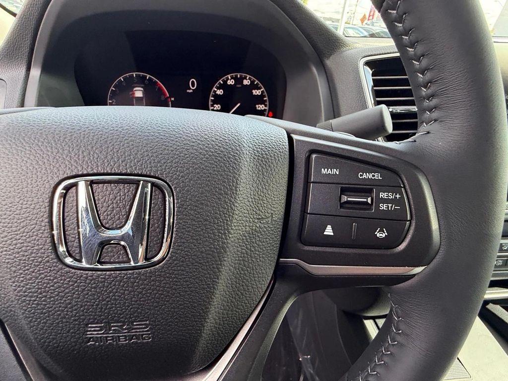 new 2025 Honda Ridgeline car, priced at $42,357