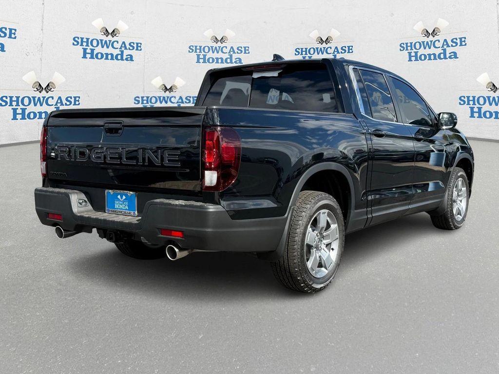 new 2025 Honda Ridgeline car, priced at $42,357