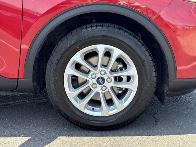 used 2020 Ford Escape car, priced at $14,400