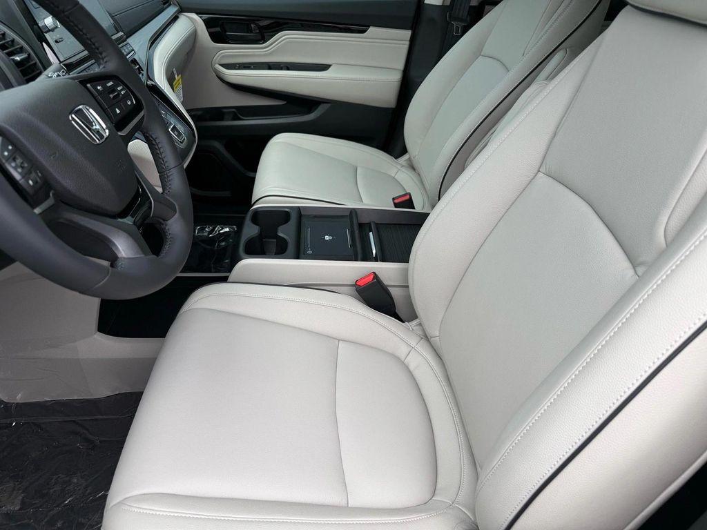 new 2026 Honda Odyssey car, priced at $50,020