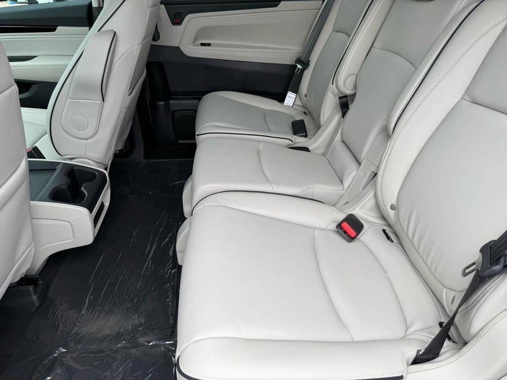 new 2026 Honda Odyssey car, priced at $50,020