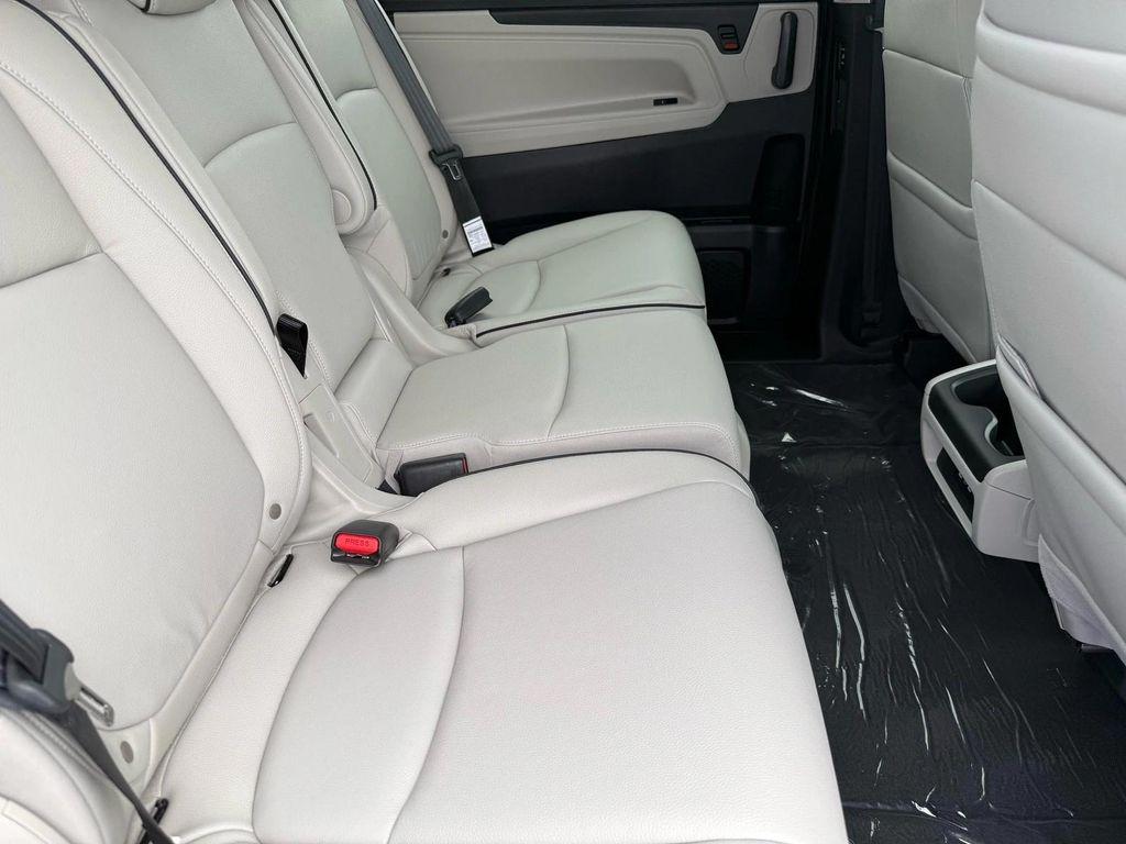 new 2026 Honda Odyssey car, priced at $50,020