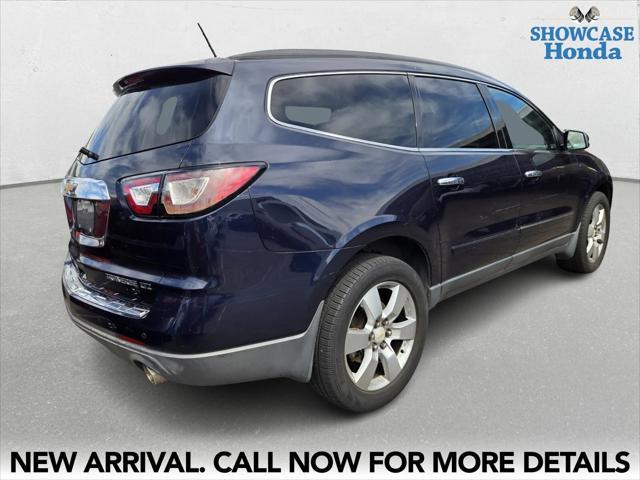 used 2015 Chevrolet Traverse car, priced at $12,998