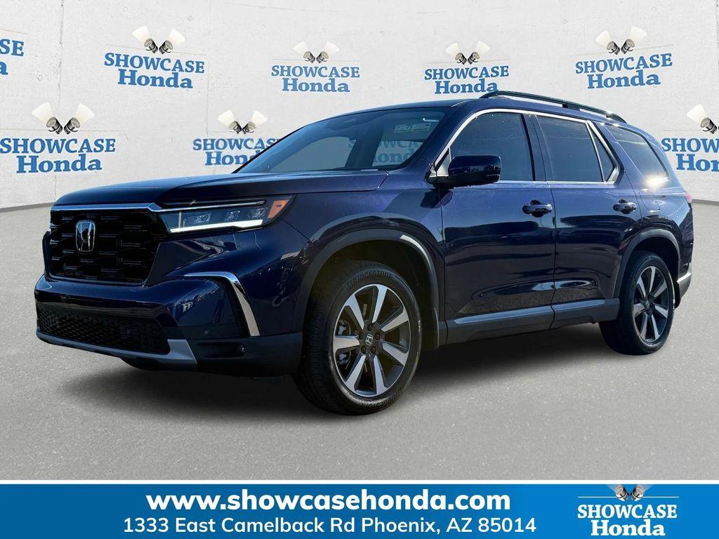 new 2025 Honda Pilot car, priced at $47,735