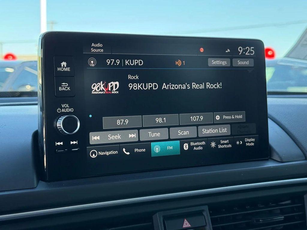 new 2025 Honda Pilot car, priced at $47,735