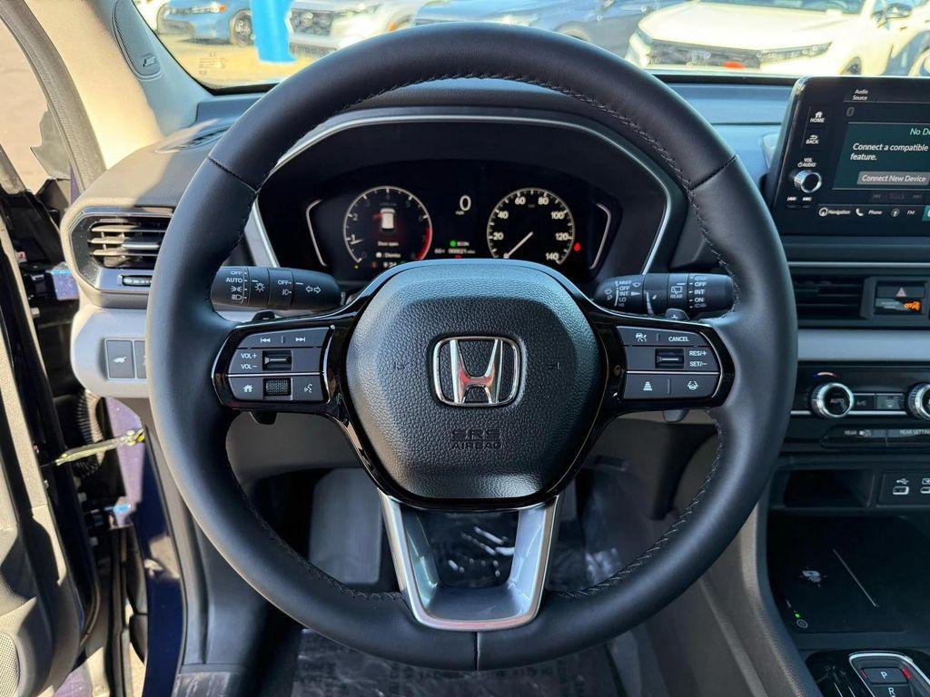 new 2025 Honda Pilot car, priced at $47,735