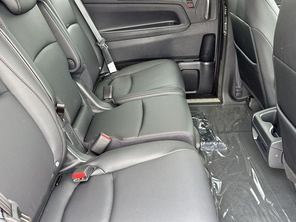 new 2026 Honda Odyssey car, priced at $45,800