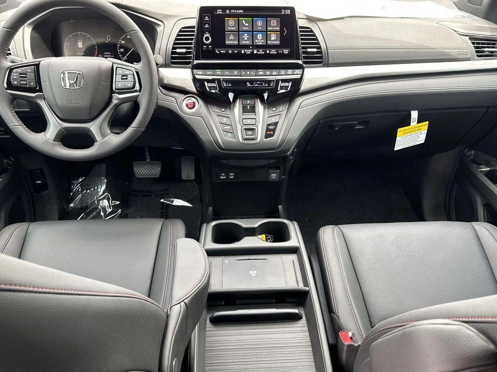 new 2026 Honda Odyssey car, priced at $45,800