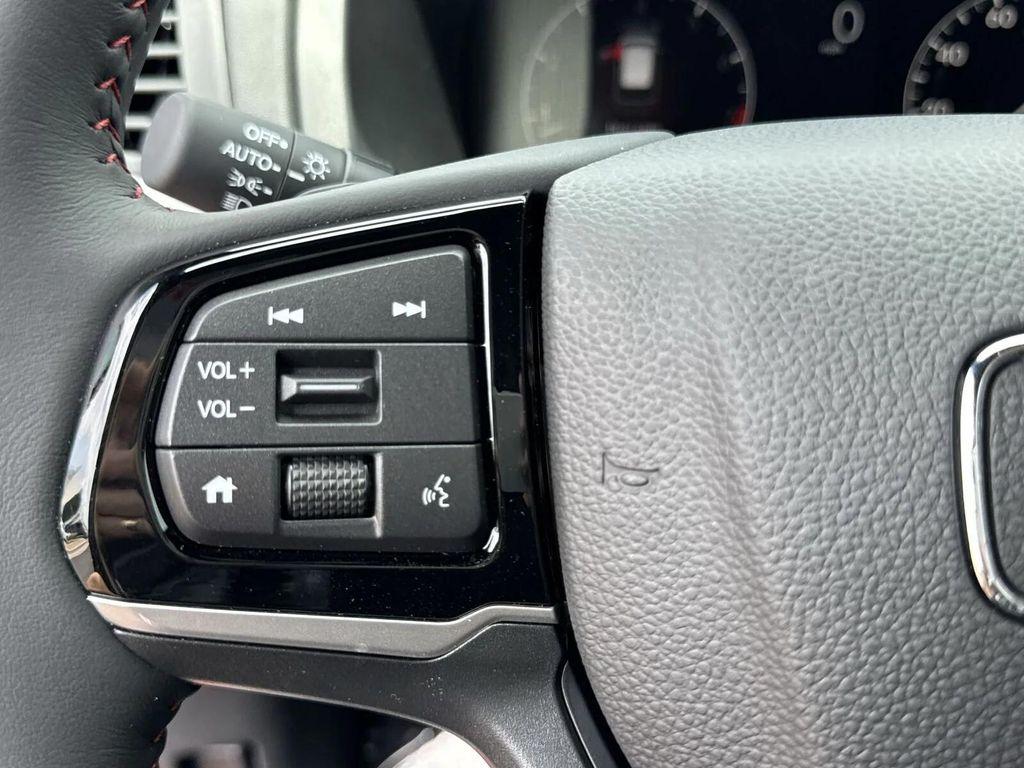 new 2026 Honda Odyssey car, priced at $45,800