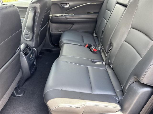 used 2022 Honda Pilot car, priced at $31,300