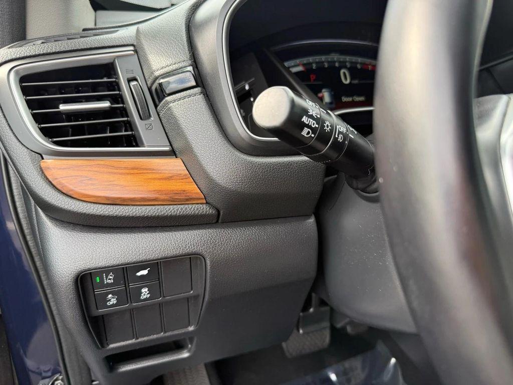 used 2017 Honda CR-V car, priced at $20,998