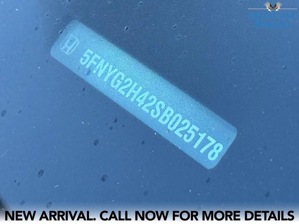 used 2025 Honda Pilot car, priced at $37,900