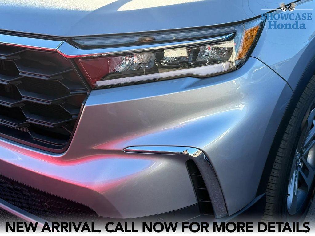 used 2025 Honda Pilot car, priced at $37,900