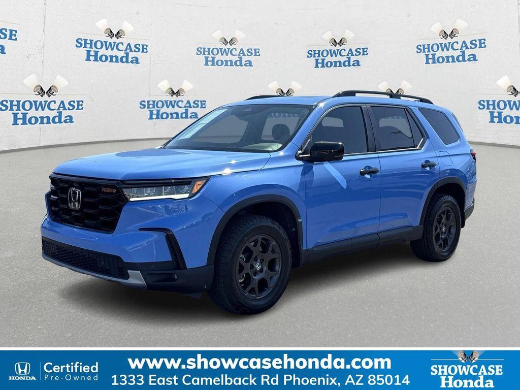used 2025 Honda Pilot car, priced at $44,700