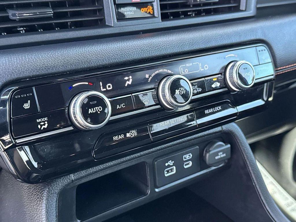 used 2025 Honda Pilot car, priced at $44,700