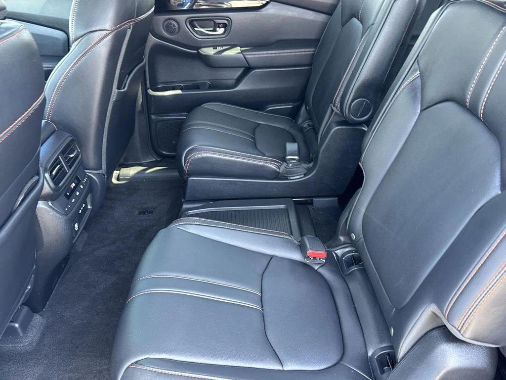 used 2025 Honda Pilot car, priced at $44,700