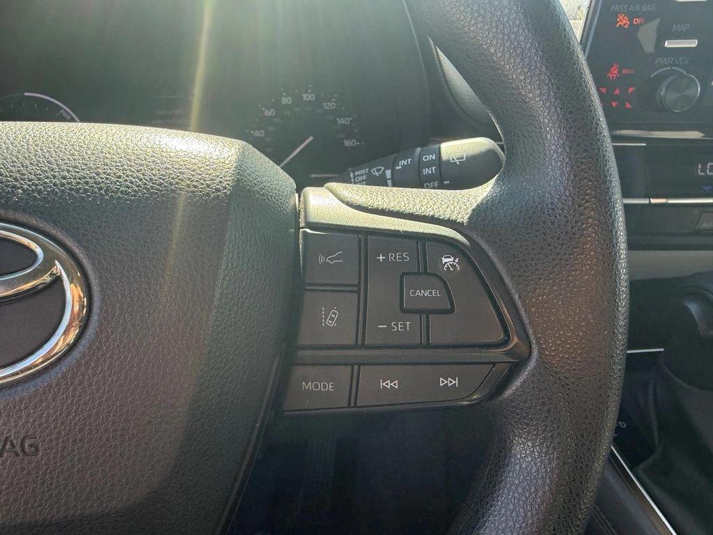 used 2024 Toyota Sienna car, priced at $38,400