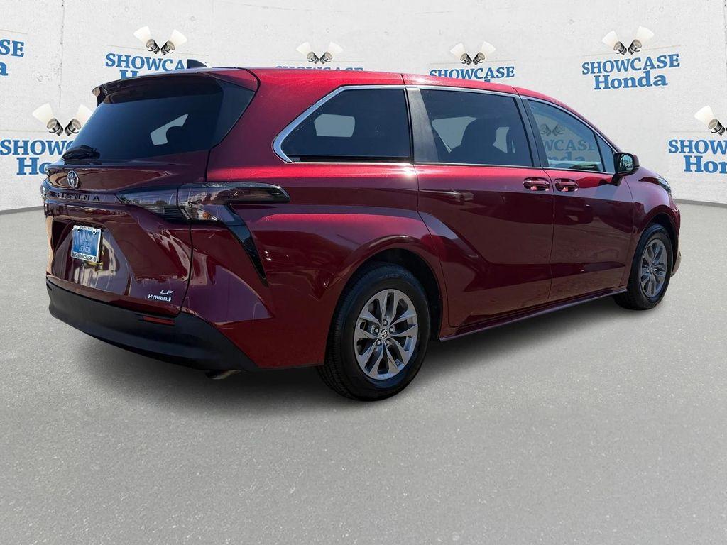 used 2024 Toyota Sienna car, priced at $38,400
