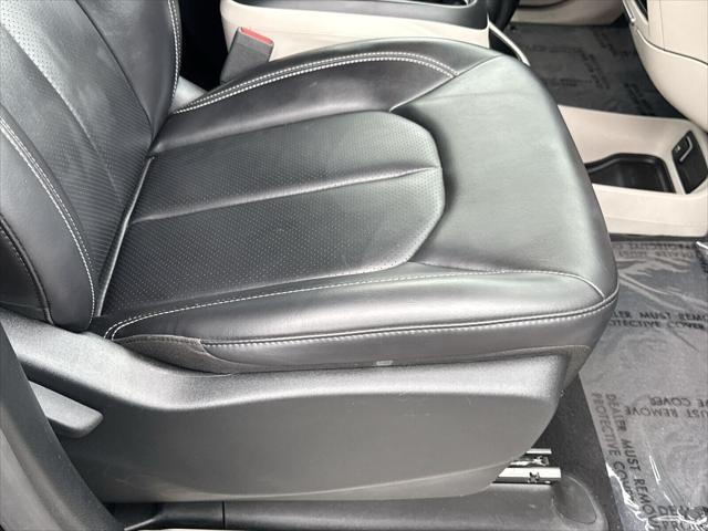 used 2023 Chrysler Pacifica Hybrid car, priced at $27,900