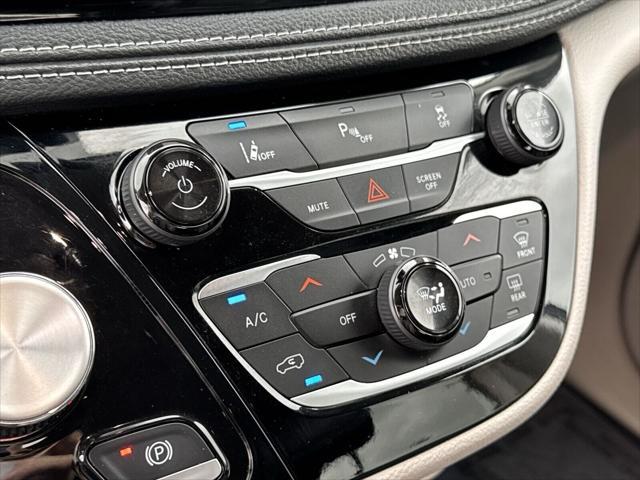 used 2023 Chrysler Pacifica Hybrid car, priced at $27,900