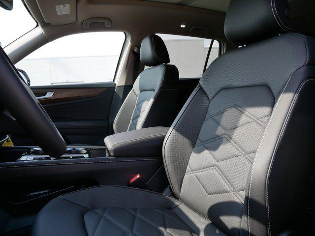 new 2025 Volkswagen Atlas car