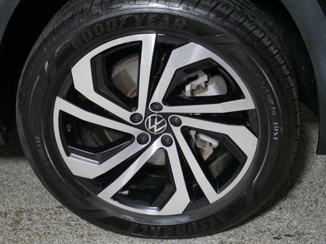 used 2023 Volkswagen Atlas Cross Sport car, priced at $33,998