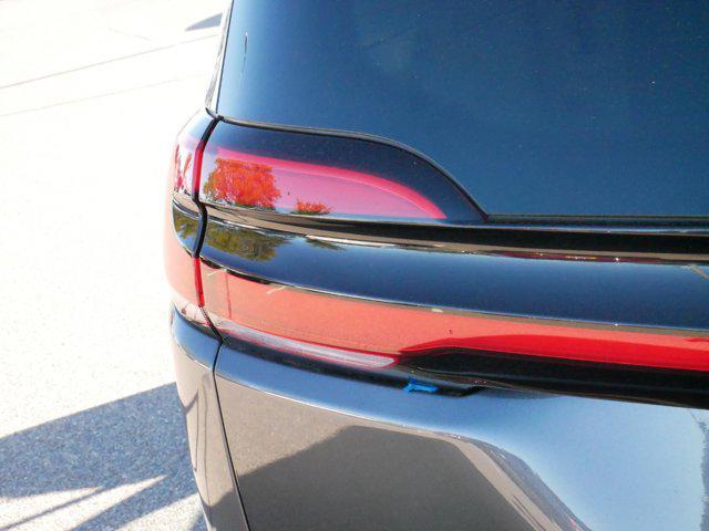 used 2021 Chrysler Pacifica car, priced at $34,998