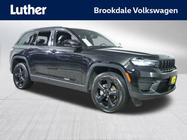 used 2023 Jeep Grand Cherokee car, priced at $32,997