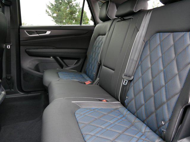 new 2026 Volkswagen Atlas Cross Sport car, priced at $56,431