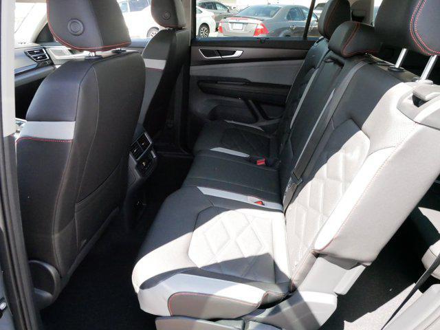 new 2025 Volkswagen Atlas car, priced at $48,531