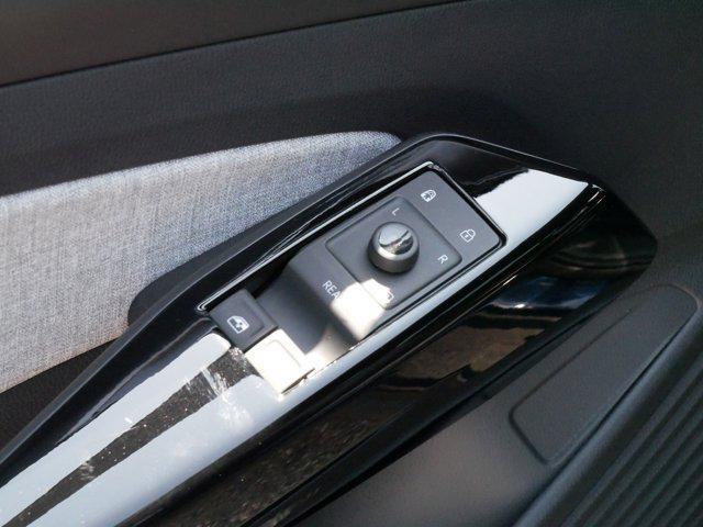 used 2023 Volkswagen ID.4 car, priced at $25,998