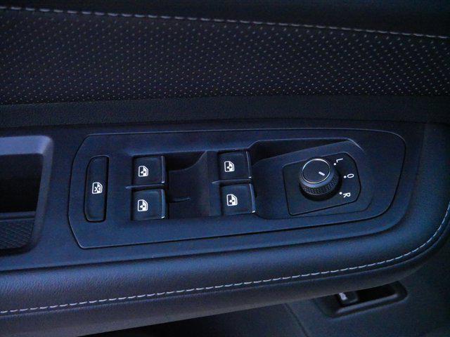 used 2025 Volkswagen Atlas car, priced at $34,998