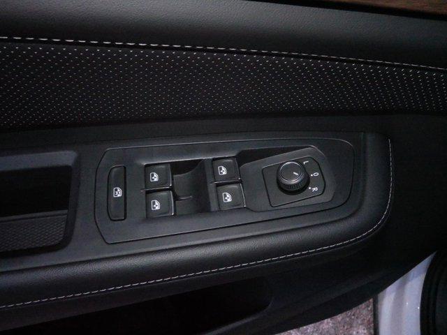 used 2025 Volkswagen Atlas car, priced at $34,998