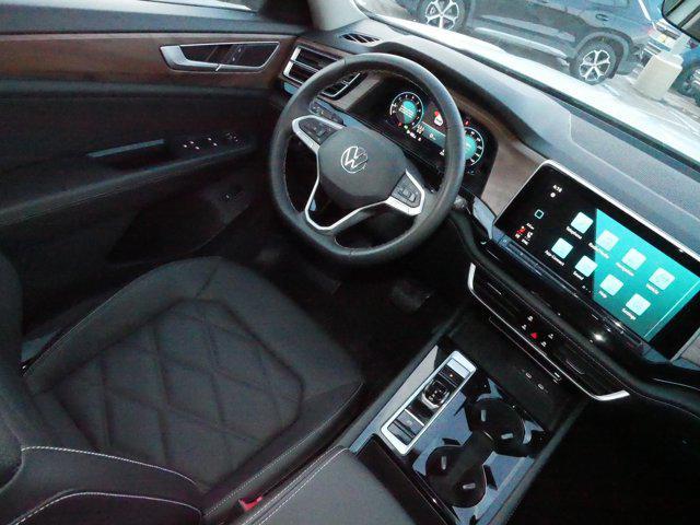 used 2025 Volkswagen Atlas car, priced at $34,998
