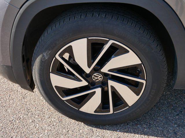 used 2024 Volkswagen Atlas car, priced at $30,998