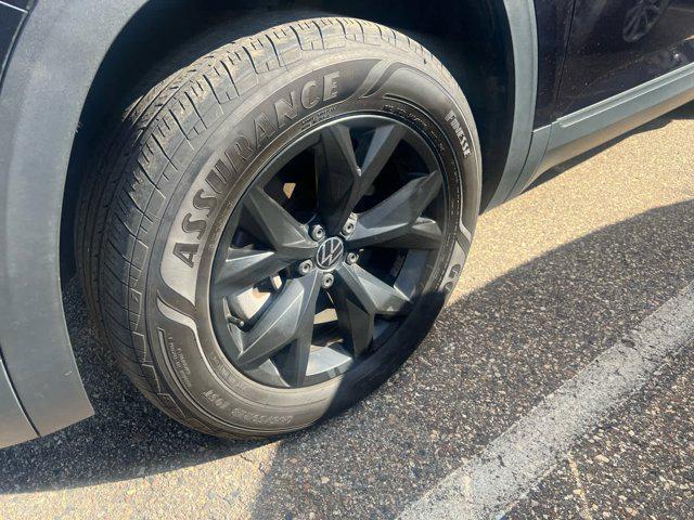 used 2022 Volkswagen Atlas Cross Sport car, priced at $24,997