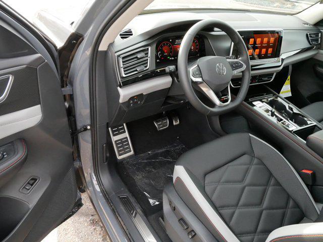 new 2025 Volkswagen Atlas car, priced at $47,261