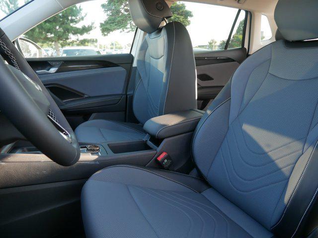 new 2025 Volkswagen Tiguan car, priced at $36,676