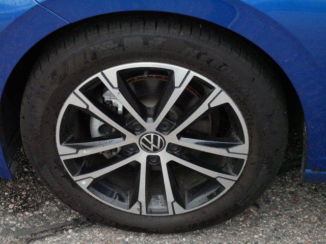 used 2024 Volkswagen Jetta car, priced at $20,998