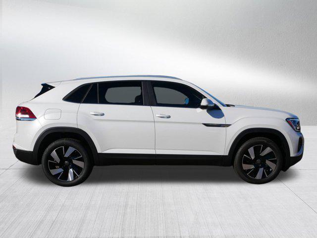 new 2026 Volkswagen Atlas Cross Sport car, priced at $48,606