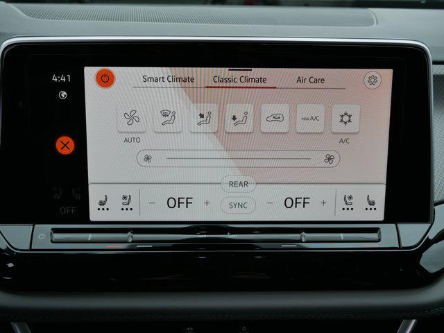new 2025 Volkswagen Atlas car, priced at $49,456
