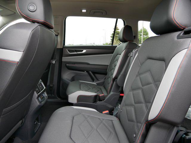 new 2025 Volkswagen Atlas car, priced at $49,456