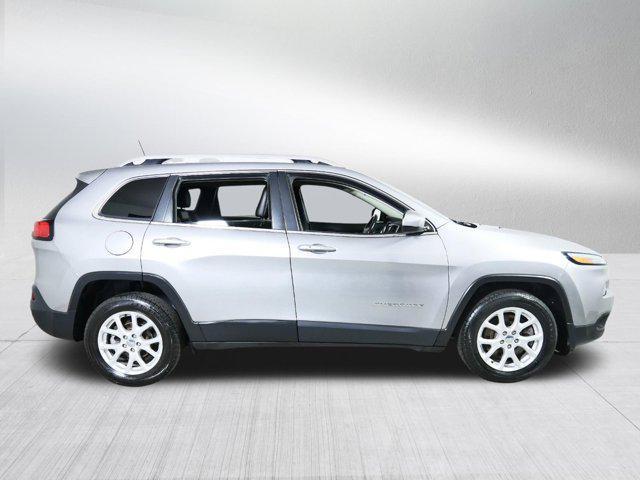 used 2018 Jeep Cherokee car