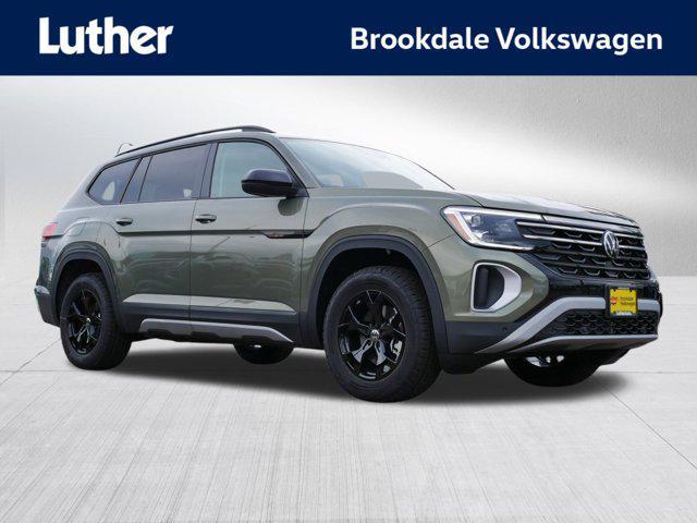 new 2025 Volkswagen Atlas car, priced at $45,806