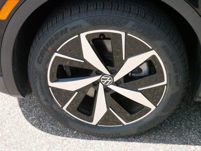 used 2023 Volkswagen ID.4 car, priced at $26,997