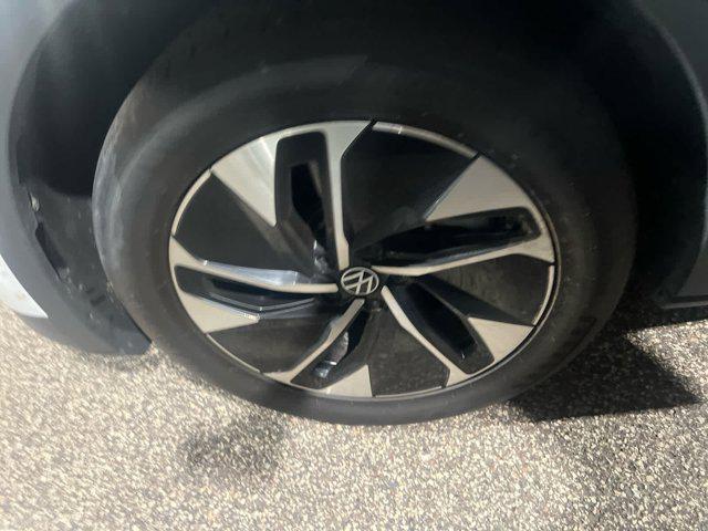 used 2022 Volkswagen ID.4 car, priced at $24,997